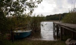Ferienhaus im Wald  am klaren Kastavensee bei Lychen